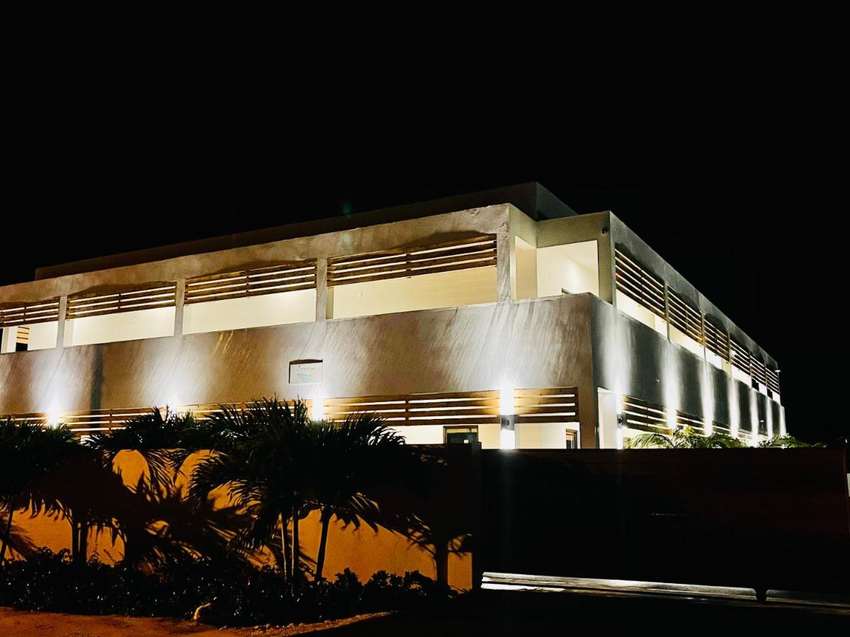 Seascape Hotel The Bight Settlements ภายนอก รูปภาพ